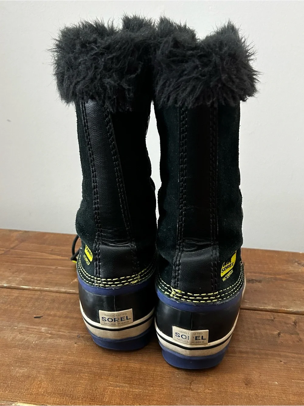 Girls Sorel Winter Snow Boots Youth Purple Size 4